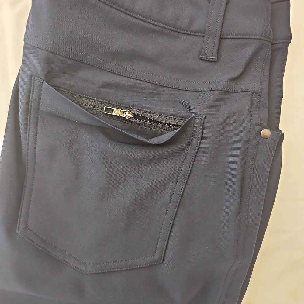 Lululemon ABC pant - Picture 3 of 7